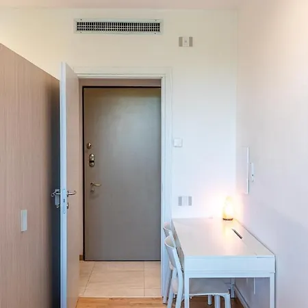 Mono 80 Apartmán Como